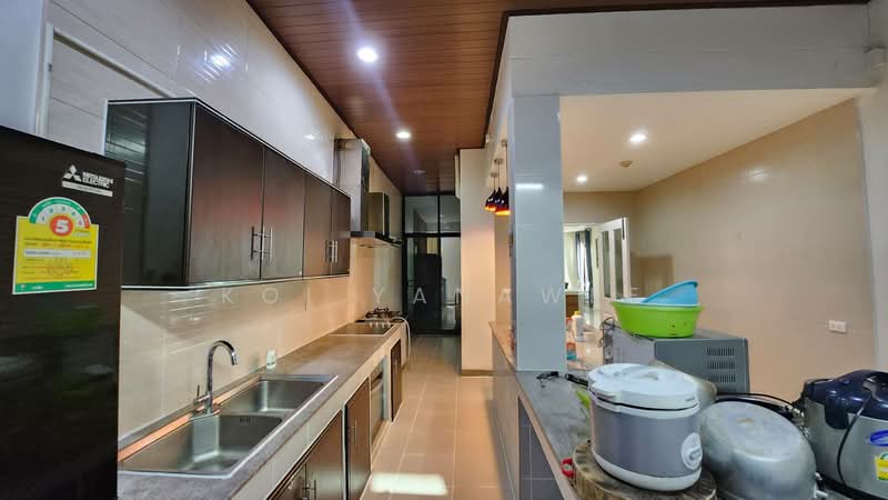 Vararom Premium City Hall, Chiang Mai, San Phi Sua, Muang Chiang Mai, Chiang Mai, 5 Bedrooms, 300 sqm, Single Detached House For Rent, by Koi Yanawee, 500152895 - DDproperty.com