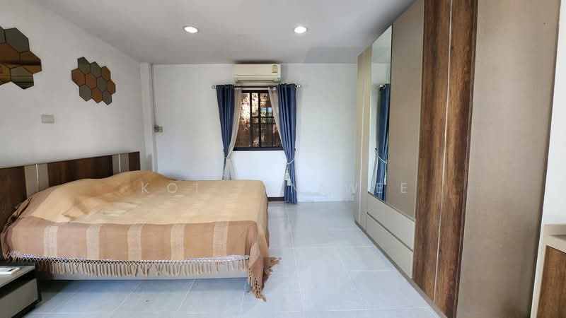 Vararom Premium City Hall, Chiang Mai, San Phi Sua, Muang Chiang Mai, Chiang Mai, 5 Bedrooms, 300 sqm, Single Detached House For Rent, by Koi Yanawee, 500152895 - DDproperty.com