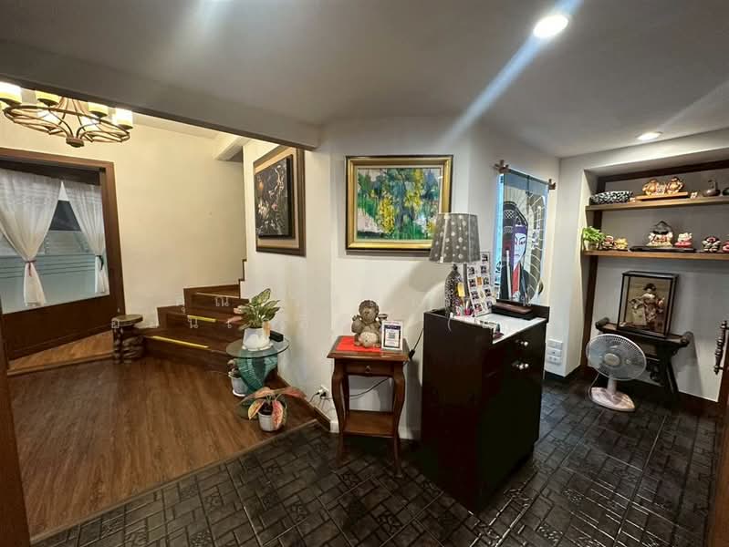 อาคารชาญอิสสระ ทาวเวอร์ 1 ( Charn Issara Tower I ), Bangkok, Bang Rak, Bang Rak, Bangkok, , 82 sqm, Retail Space For Sale, by คุณ วัสสารัตน์ อ่อนเกลี้ยง (ข้าว), 500152898 - DDproperty.com