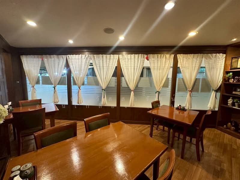 อาคารชาญอิสสระ ทาวเวอร์ 1 ( Charn Issara Tower I ), Bangkok, Bang Rak, Bang Rak, Bangkok, , 82 sqm, Retail Space For Sale, by คุณ วัสสารัตน์ อ่อนเกลี้ยง (ข้าว), 500152898 - DDproperty.com