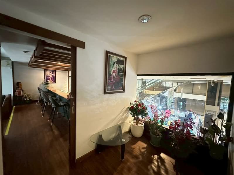 อาคารชาญอิสสระ ทาวเวอร์ 1 ( Charn Issara Tower I ), Bangkok, Bang Rak, Bang Rak, Bangkok, , 82 sqm, Retail Space For Sale, by คุณ วัสสารัตน์ อ่อนเกลี้ยง (ข้าว), 500152898 - DDproperty.com