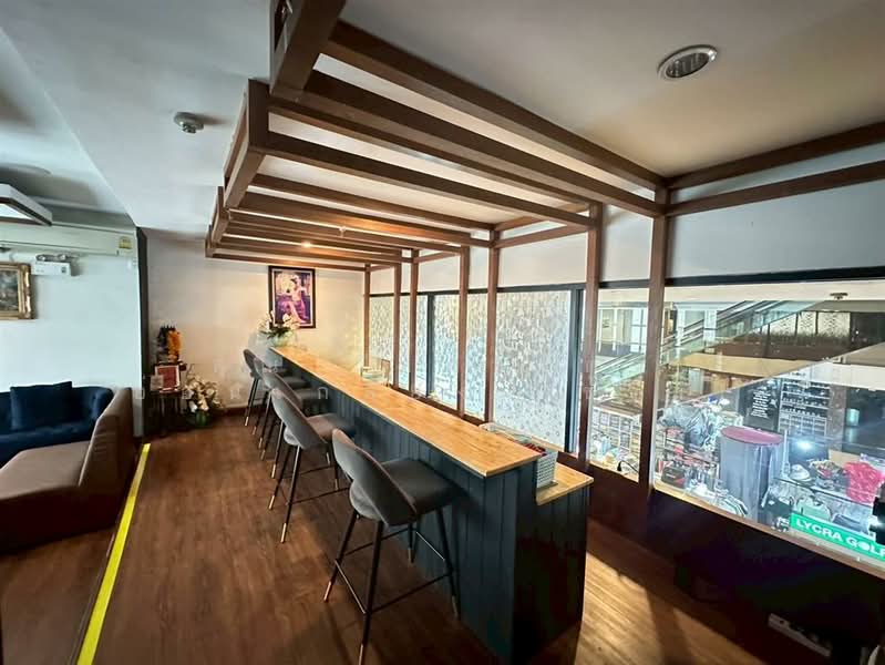 อาคารชาญอิสสระ ทาวเวอร์ 1 ( Charn Issara Tower I ), Bangkok, Bang Rak, Bang Rak, Bangkok, , 82 sqm, Retail Space For Sale, by คุณ วัสสารัตน์ อ่อนเกลี้ยง (ข้าว), 500152898 - DDproperty.com