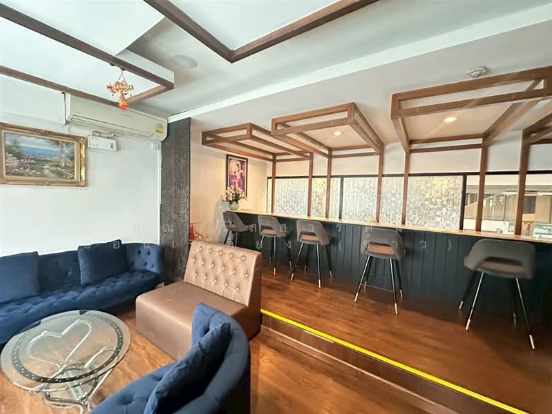 ขาย - อาคารชาญอิสสระ ทาวเวอร์ 1 ( Charn Issara Tower I ), กรุงเทพ