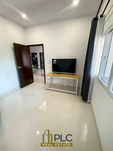 Pool Villa for Sale in Na Jomtien, Sattahip, Chon Buri (Pattaya), Bang Lamung, Bang Lamung (Pattaya), Chon Buri (Pattaya), 3 Bedrooms, 240 sqm, Single Detached House For Sale, by PLC Real Estate, 500152899 - DDproperty.com