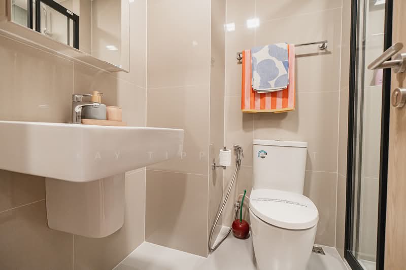 FLO by Sansiri : โฟล บาย แสนสิริ, กรุงเทพ, ถ.สมเด็จเจ้าพระยา, คลองสาน, คลองสาน, กรุงเทพ, 64 ตร.ม., คอนโด ขาย, โดย Kay Tippayanet, 500152921 - DDproperty.com