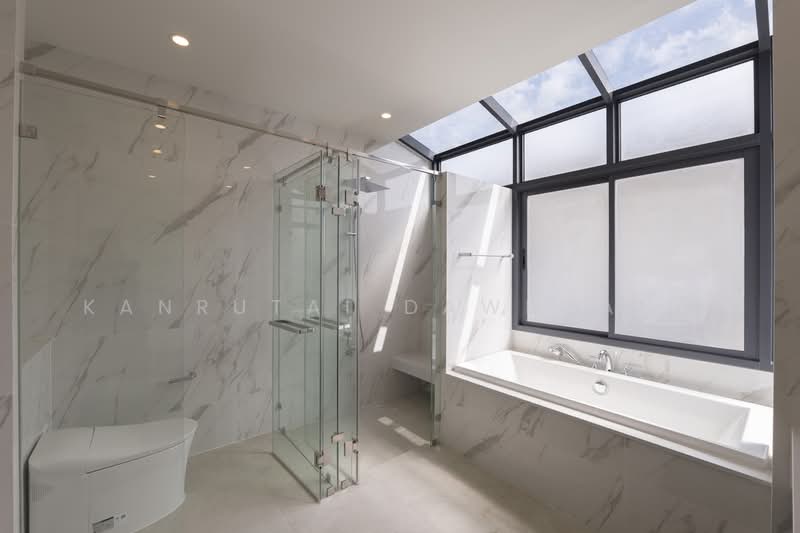 Narasiri Krungthep Kreetha, Bangkok, 69 Soi Pracha Ruamjai, Hua Mak, Bang Kapi, Bangkok, 5 Bedrooms, 687 sqm, Single Detached House For Rent, by Kanrutai Dawruang, 500152940 - DDproperty.com