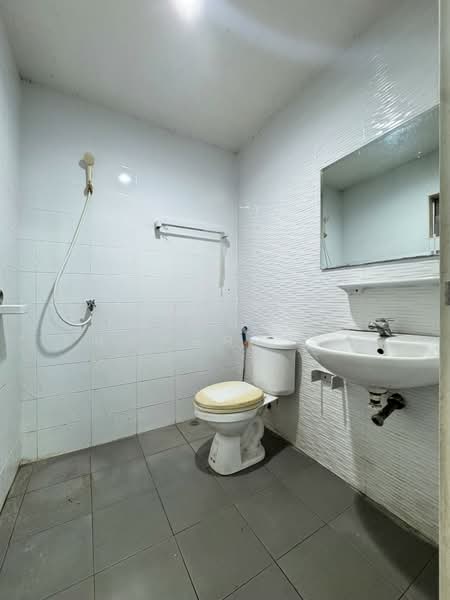 Baan Pruksa 60 Rangsit – Bangpoon, Pathum Thani, Rangsit-Pathum Thani Road, Bang Phun, Muang Pathum Thani, Pathum Thani, 3 Bedrooms, 100 sqm, Townhouse For Sale, by The Best Property รัตน์ (รหัสตัวแทน 6409) Line ID :, 500152944 - DDproperty.com