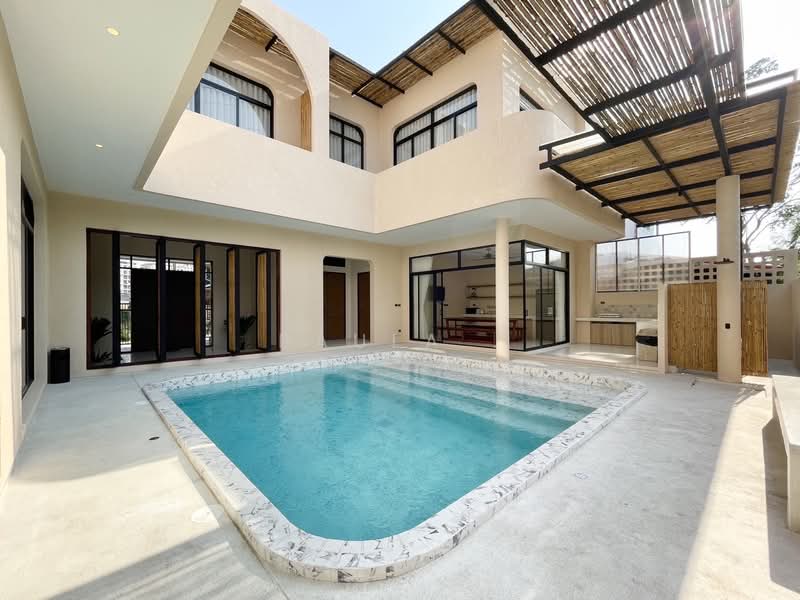 ศรีราชา, Chon Buri (Pattaya), Surasak, Si Racha, Chon Buri (Pattaya), 4 Bedrooms, 300 sqm, Villa For Rent, by Paula ., 500152948 - DDproperty.com