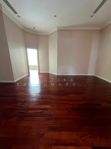 The Royal Residence, Bangkok, Prasert - Manukitch Road, Chorake Bua, Lat Phrao, Bangkok, 7 Bedrooms, 1,154 sqm, Single Detached House For Sale, by Chotika   Rakrungrueang, 500152951 - DDproperty.com