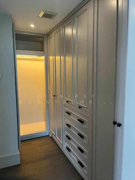 Somkid Gardens, Bangkok, Ploenchit, Lumphini, Pathum Wan, Bangkok, 2 Bedrooms, 125 sqm, Condo For Rent, by Kitnipat Boonyadhammakul, 500152955 - DDproperty.com