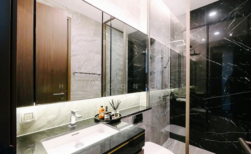 The Esse Sukhumvit 36, Bangkok, Soi Sukhumvit 36, Sukhumvit Road, Phra Kanong, Khlong Toei, Bangkok, 3 Bedrooms, 124 sqm, Condo For Rent, by HomeConnect Thailand, 500152959 - DDproperty.com