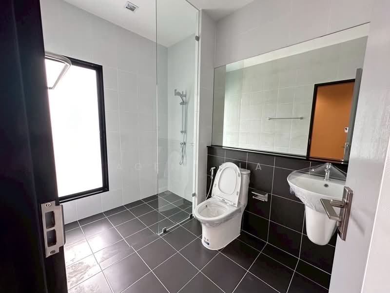 Home Office for Rent in Chokchai 4 Area (SPSAD3820), Bangkok, ถนนสตรีวิทยา 2, Lat Phrao, Lat Phrao, Bangkok, 3 Bedrooms, 236 sqm, Townhouse For Rent, by Agent Pla, 500152987 - DDproperty.com