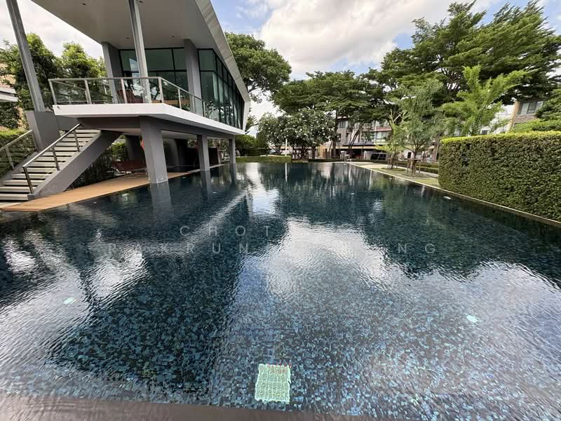Landmark Ekamai-Ramindra, Bangkok, Sukhonthasawat Road, Lat Phrao, Lat Phrao, Bangkok, 3 Bedrooms, 263 sqm, Townhouse For Rent, by Chotika Rakrungrueang, 500152996 - DDproperty.com