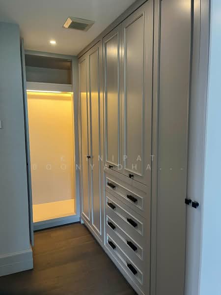 Somkid Gardens, Bangkok, Ploenchit, Lumphini, Pathum Wan, Bangkok, 2 Bedrooms, 125 sqm, Condo For Rent, by Kitnipat Boonyadhammakul, 500152998 - DDproperty.com