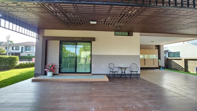 Vararom Premium City Hall, Chiang Mai, San Phi Sua, Muang Chiang Mai, Chiang Mai, 4 Bedrooms, 250 sqm, Single Detached House For Rent, by Koi Yanawee, 500153001 - DDproperty.com