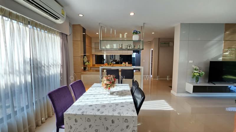 Vararom Premium City Hall, Chiang Mai, San Phi Sua, Muang Chiang Mai, Chiang Mai, 4 Bedrooms, 250 sqm, Single Detached House For Rent, by Koi Yanawee, 500153001 - DDproperty.com