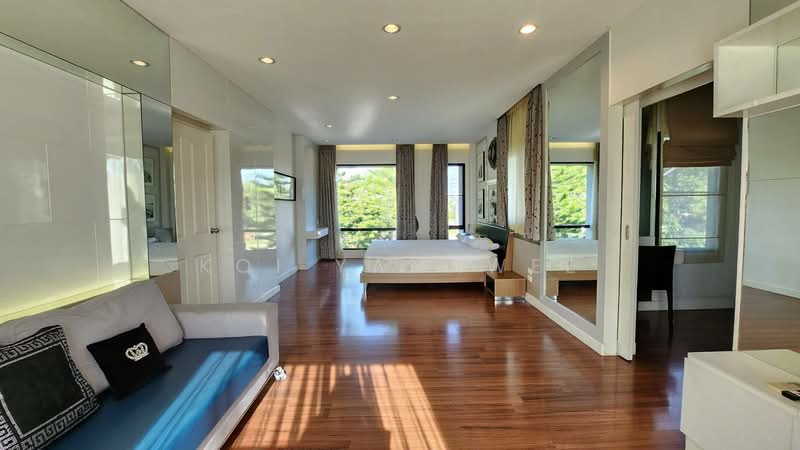 Vararom Premium City Hall, Chiang Mai, San Phi Sua, Muang Chiang Mai, Chiang Mai, 4 Bedrooms, 250 sqm, Single Detached House For Rent, by Koi Yanawee, 500153001 - DDproperty.com