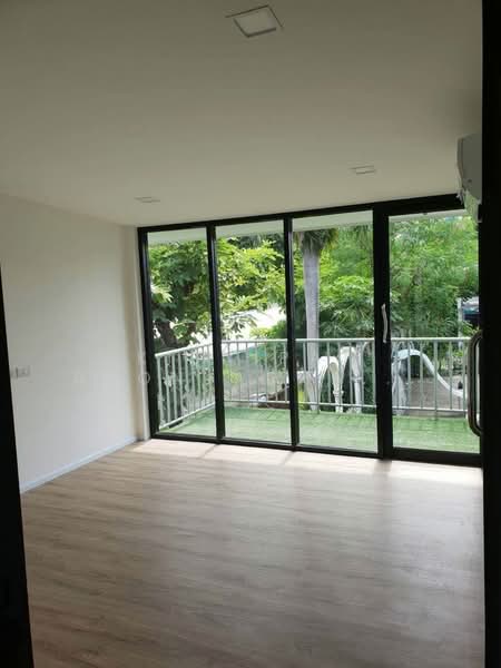 4-BR House, Bangkok, Bang Chak, Phra Khanong, Bangkok, 4 Bedrooms, 287 sqm, Single Detached House For Rent, by Kitnipat Boonyadhammakul, 500153002 - DDproperty.com