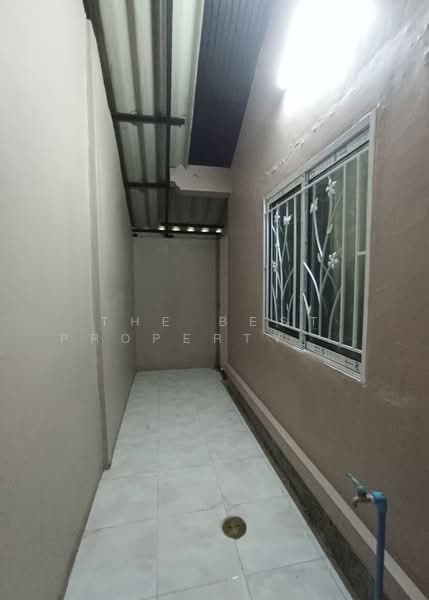 หมู่บ้านอยู่สบายพรรพีวิลล่า คลองหนึ่ง, Pathum Thani, Khlong Nung, Khlong Luang, Pathum Thani, 2 Bedrooms, 136 sqm, Single Detached House For Sale, by The Best Property  เที่ยง, 500153024 - DDproperty.com