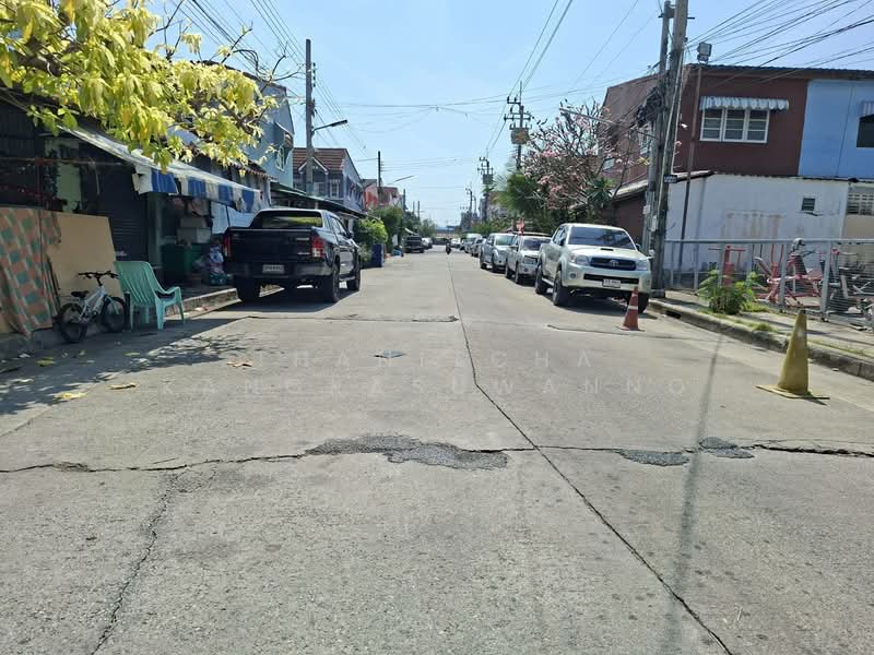 Taweethong 3 Bangbor, Samut Prakan, Bang Phriang, Bang Bo, Samut Prakan, 2 Bedrooms, 100 sqm, Townhouse For Sale, by Thanitcha Kangkasuwanno, 500153030 - DDproperty.com