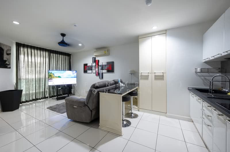 The Lofts Pratumnak, Chon Buri (Pattaya), 378/430 Moo 12 Soi Rajchawaroon, Nong Pru, Bang Lamung (Pattaya), Chon Buri (Pattaya), 1 Bedroom, 48 sqm, Condo For Sale, by Panupan (Bond) Thongpan, 500153041 - DDproperty.com