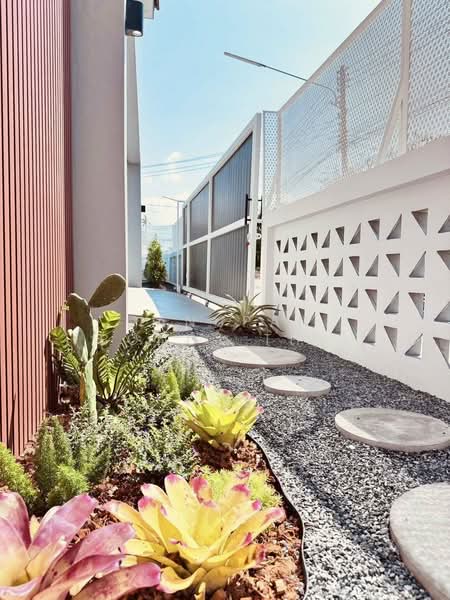 Pattaya Green Ville, Chon Buri (Pattaya), Nong Pru, Bang Lamung (Pattaya), Chon Buri (Pattaya), 3 Bedrooms, 204 sqm, Single Detached House For Sale, by Panupan (Bond) Thongpan, 500153048 - DDproperty.com