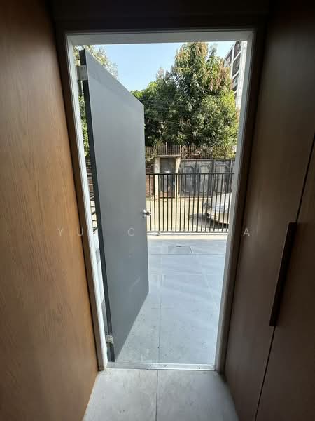 House for sale in Huai Khwang-Ratchada area near MRT Huai Khwang, Bangkok, Huai Khwang, Huai Khwang, Bangkok, 4 Bedrooms, 380 sqm, Townhouse For Sale, by Yui Chalida, 500153062 - DDproperty.com