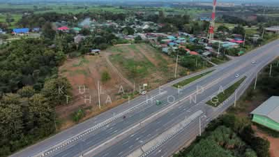 ขาย - ขายที่ดินแบ่งแปลง / เหมายกแปลง ทำเลสวย ติดถนนมะลิวัลย์, เลย