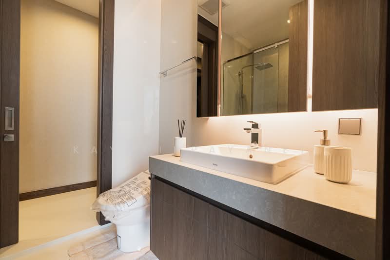 Q1 Sukhumvit, Bangkok, 1 Sukhumvit Road, Khlong Toei, Khlong Toei, Bangkok, 2 Bedrooms, 93 sqm, Condo For Rent, by Kay Tippayanet, 500153089 - DDproperty.com