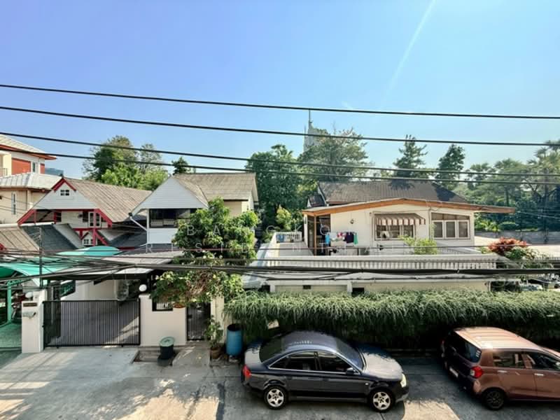 Mu Baan Navin, Bangkok, Soi Navin, Chong Nonsi, Yan Nawa, Bangkok, 4 Bedrooms, 334 sqm, Townhouse For Rent, by Bangkok Residential, 500153098 - DDproperty.com