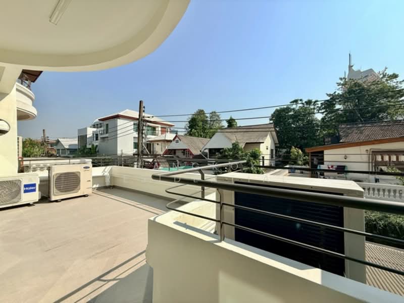 Mu Baan Navin, Bangkok, Soi Navin, Chong Nonsi, Yan Nawa, Bangkok, 4 Bedrooms, 334 sqm, Townhouse For Rent, by Bangkok Residential, 500153098 - DDproperty.com