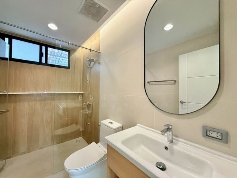 Mu Baan Navin, Bangkok, Soi Navin, Chong Nonsi, Yan Nawa, Bangkok, 4 Bedrooms, 334 sqm, Townhouse For Rent, by Bangkok Residential, 500153098 - DDproperty.com