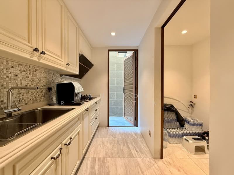 Casa Ekamai 28, Bangkok, 45 14 Ekkamai 28 Alley, Khlong Tan Nua, Watthana, Bangkok, 4 Bedrooms, 846 sqm, Single Detached House For Sale, by Bangkok Residential, 500153112 - DDproperty.com