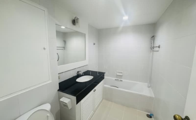 Supalai Place Sukhumvit 39, Bangkok, 175-179 Soi Sukhumvit 39 Sukhumvit Road, Khlong Tan Nua, Watthana, Bangkok, 2 Bedrooms, 97 sqm, Condo For Rent, by HomeConnect Thailand, 500153116 - DDproperty.com