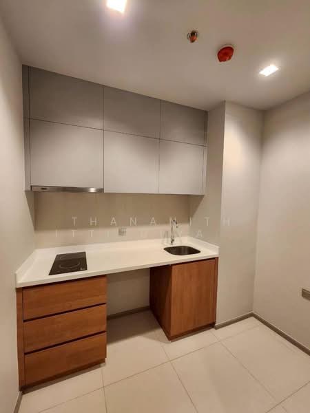 Life Asoke-Rama 9, Bangkok, 626 Asoke-Dindaeng Road, Makkasan, Ratchathewi, Bangkok, 1 Bedroom, 36 sqm, Condo For Sale, by Thananith Ittitulyapong, 500153120 - DDproperty.com