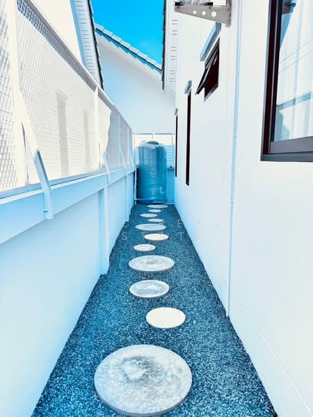 ขายวิลล่าพร้อมสระว่ายน้ำสร้างใหม่ สยามคันทรีคลับ พัทยาตะวันออก, ชลบุรี, บางละมุง, บางละมุง, ชลบุรี, 204 ตร.ม., วิลล่า ขาย, โดย PLC Real Estate, 500153141 - DDproperty.com