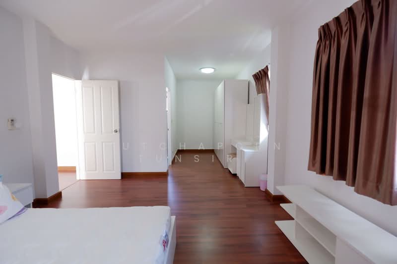 บ้านสวยในโครงการ ให้เช่า – ใกล้โรงเรียนนานาชาตินครพายัพ เพียง 5 นาที ค่าเช่า 35,000 บาท / เดือน รหัส, เชียงใหม่, สันผีเสื้อ, เมืองเชียงใหม่, เชียงใหม่, 150 ตร.ม., บ้านเดี่ยว ให้เช่า, โดย Rutchaporn Tunsiri, 500153175 - DDproperty.com
