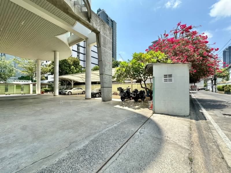 Baan Wannapa, Bangkok, Soi Pai Dee Ma Dee Klang, Khlong Tan Nua, Watthana, Bangkok, 2 Bedrooms, 140 sqm, Condo For Rent, by Bangkok Residential, 500153194 - DDproperty.com