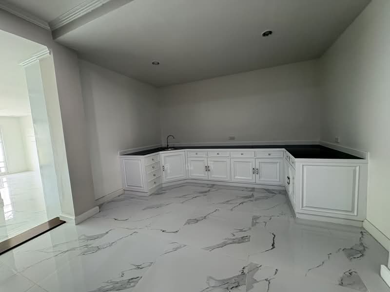 Yenakart Residence, Bangkok, 3 Soi Prasat Suk, Chong Nonsi, Yan Nawa, Bangkok, 10+ Bedrooms, 450 sqm, Townhouse For Rent, by คุณลี, 500153196 - DDproperty.com