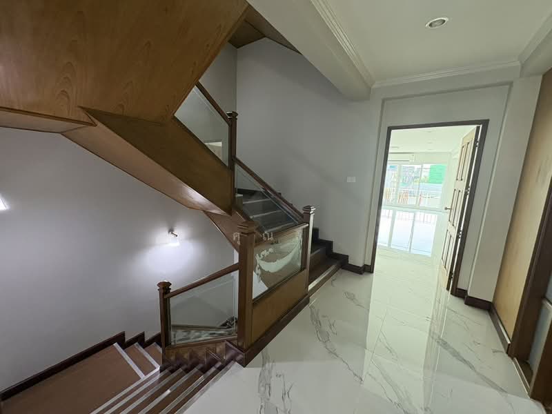 Yenakart Residence, Bangkok, 3 Soi Prasat Suk, Chong Nonsi, Yan Nawa, Bangkok, 10+ Bedrooms, 450 sqm, Townhouse For Rent, by คุณลี, 500153196 - DDproperty.com