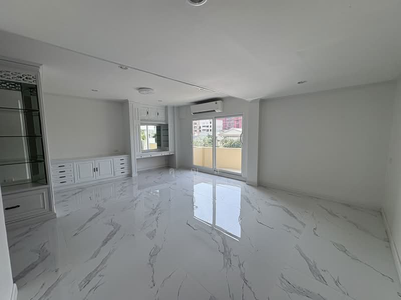 Yenakart Residence : เย็นอากาศ เรสซิเดนซ์, กรุงเทพ, 3 ซอย ประสาทสุข, ช่องนนทรี, ยานนาวา, กรุงเทพ, 450 ตร.ม., ทาวน์เฮ้าส์ ให้เช่า, โดย คุณลี, 500153196 - DDproperty.com