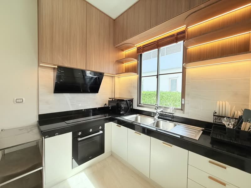 Perfect Masterpiece Sukhumvit 77 : เพอร์เฟค มาสเตอร์พีซ สุขุมวิท 77, สมุทรปราการ, ซอย หมู่บ้านเพอร์เฟคเพลส สุขุมวิท 77, ราชาเทวะ, บางพลี, สมุทรปราการ, 315 ตร.ม., บ้านเดี่ยว ให้เช่า, โดย คุณรวีวรรณ อู่เงิน, 500153209 - DDproperty.com