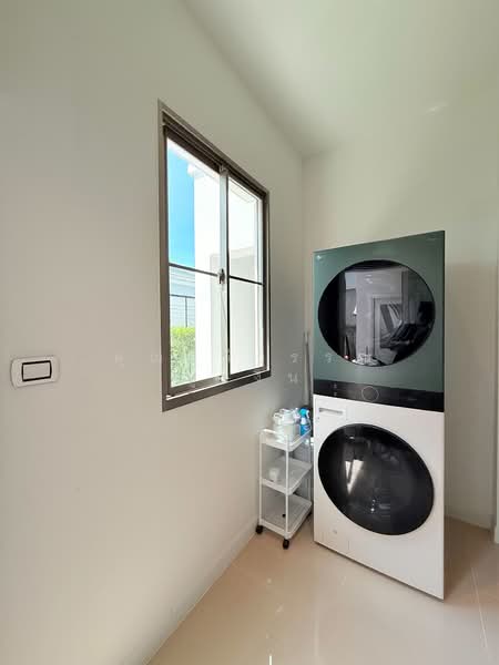 Perfect Masterpiece Sukhumvit 77 : เพอร์เฟค มาสเตอร์พีซ สุขุมวิท 77, สมุทรปราการ, ซอย หมู่บ้านเพอร์เฟคเพลส สุขุมวิท 77, ราชาเทวะ, บางพลี, สมุทรปราการ, 315 ตร.ม., บ้านเดี่ยว ให้เช่า, โดย คุณรวีวรรณ อู่เงิน, 500153209 - DDproperty.com