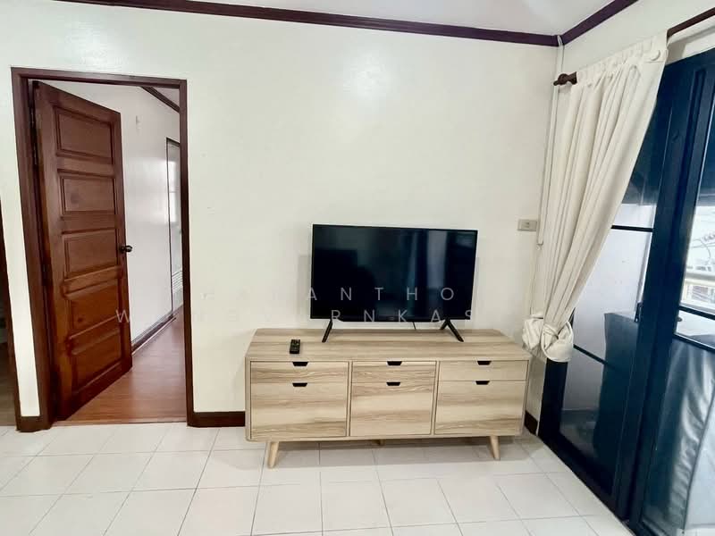 Aree Place Sukhumvit 26, Bangkok, Khong Tan, Khlong Toei, Bangkok, 3 Bedrooms, 105 sqm, Condo For Rent, by Thananthorn Wongvarnkaseam, 500153217 - DDproperty.com