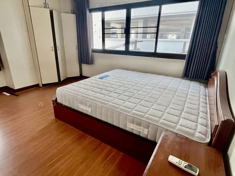 Aree Place Sukhumvit 26, Bangkok, Khong Tan, Khlong Toei, Bangkok, 3 Bedrooms, 105 sqm, Condo For Rent, by Thananthorn Wongvarnkaseam, 500153217 - DDproperty.com