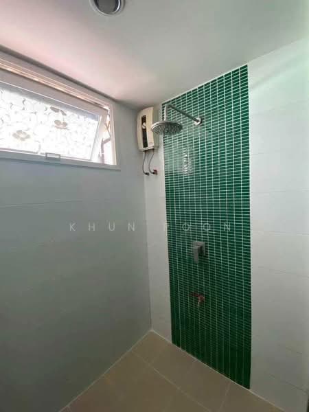 FOR RENT – 2-Storey Townhome | Company Registration Allowed | Near BTS Bang Chak (SPSSR83), Bangkok, สุขุมวิท, Bang Chak, Phra Khanong, Bangkok, 2 Bedrooms, 230 sqm, Townhouse For Rent, by Khun Poon, 500153228 - DDproperty.com