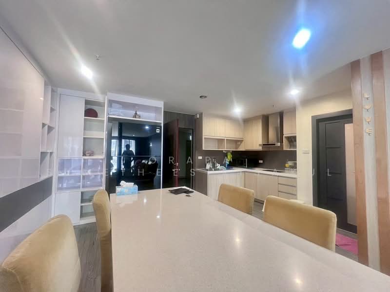 Asoke Place, Bangkok, Asok Montri Rd, Khlongtoei Nua, Watthana, Bangkok, 2 Bedrooms, 81 sqm, Condo For Sale, by Orapa Sumetheesirisakul, 500153242 - DDproperty.com