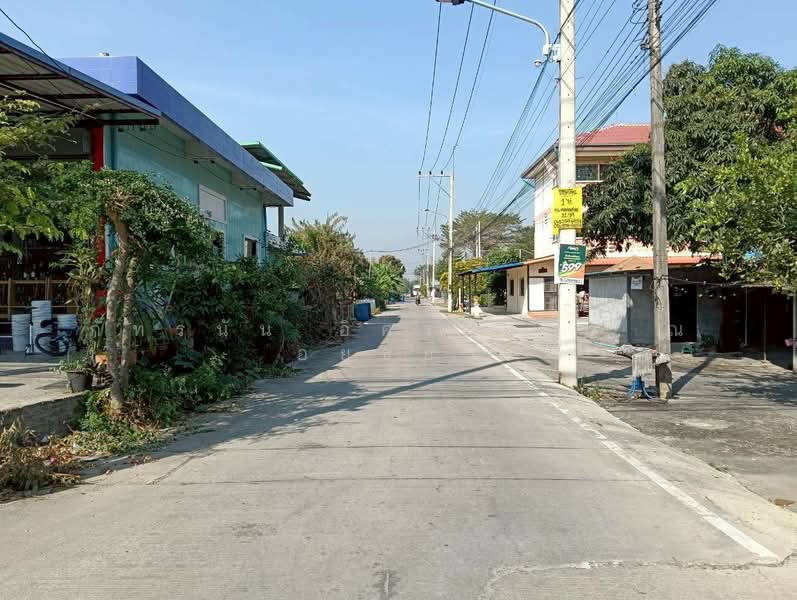 ทาวน์เฮ้าส์ 1 ชั้น ซอยคลองสาม คลองหลวง 11/3 ถนนเลียบคลองสาม ต.คลองสาม อ.คลองหลวง จ.ปทุมธานี, ปทุมธานี, เลียบคลอง3, คลองสาม, คลองหลวง, ปทุมธานี, 72 ตร.ม., ทาวน์เฮ้าส์ ขาย, โดย ภัทรนัน อิศรางกูร ณ อยุธยา, 500153278 - DDproperty.com