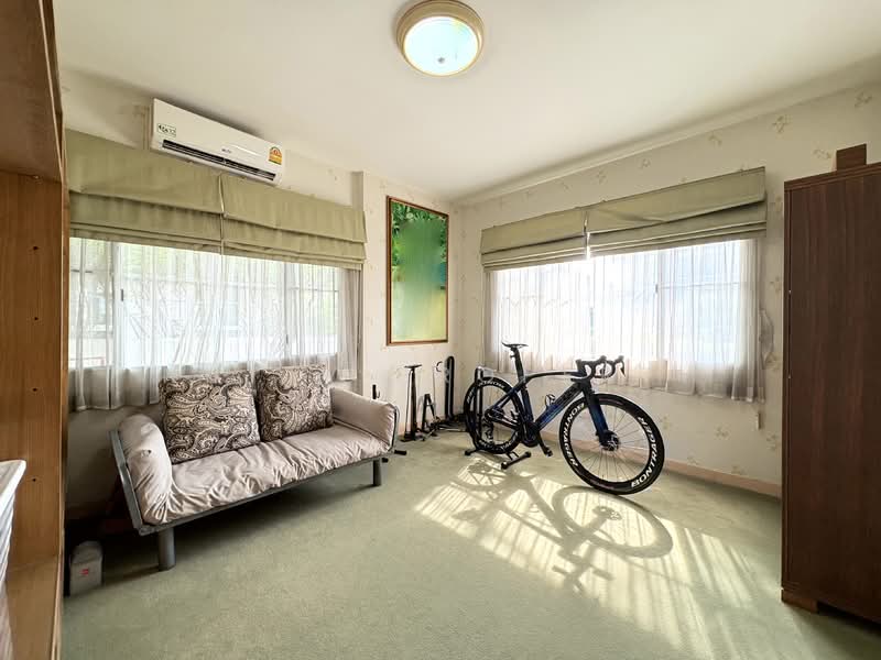 Baan Nantawan Srinakarin, Samut Prakan, Srinakarin Road, Bang Muang Mai, Muang Samut Prakarn, Samut Prakan, 4 Bedrooms, 230 sqm, Single Detached House For Sale, by Nutty Property, 500153284 - DDproperty.com