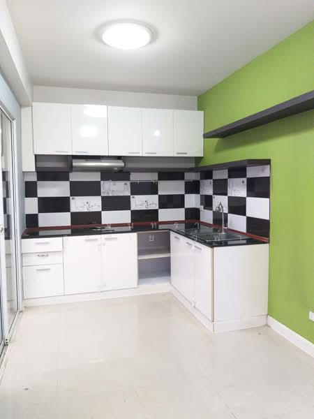 For Rent - Parinyalak Phetkasem 69, Bangkok